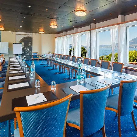Seehotel Kastanienbaum 4*