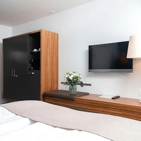 Seehotel Kastanienbaum 4* Lucerne