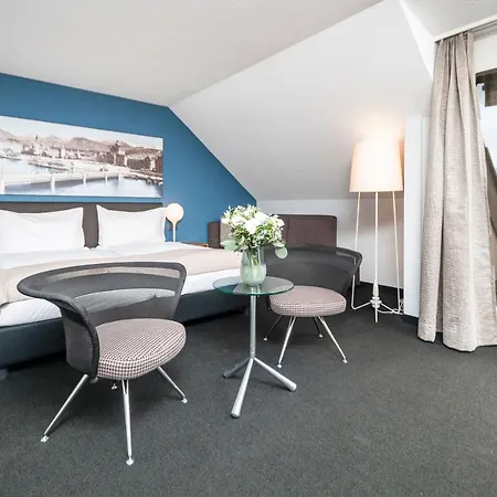 Готель Seehotel Kastanienbaum